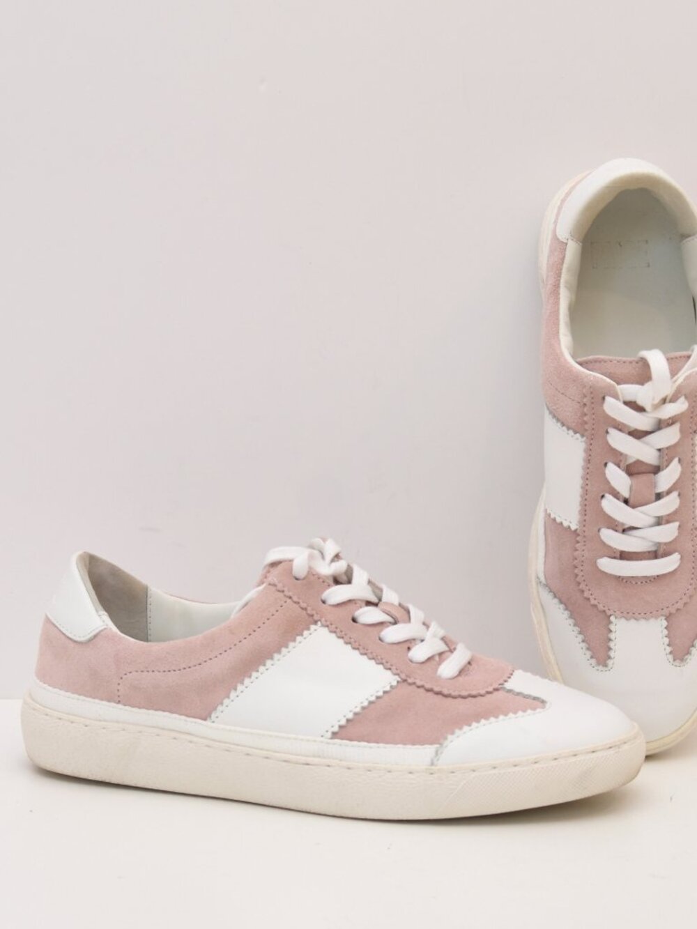 PAIGE Brie Sneaker Pink Suede Leather Low Top Shoes Size 8.5 Womens - Picture 2 of 15